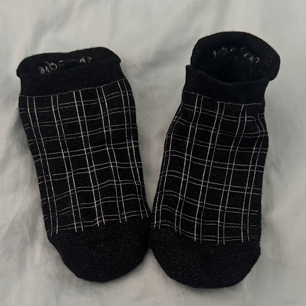 Tavi Noir Grip socks - for Pilates, Yoga